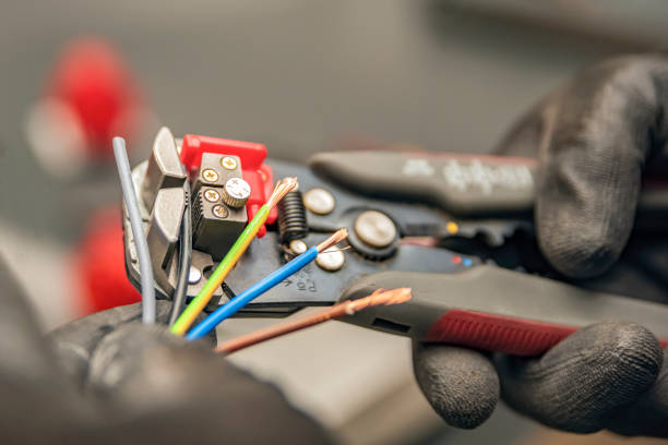 Best Ceiling Fan Installation Electrician  in Minoa, NY